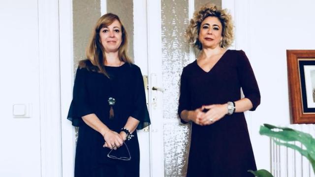 Helena (i) y Matilde (d), las abogadas que defienden a los hombres maltratados de las denuncias falsas
