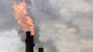 Imagen de archivo sobre la contaminación que produce la quema de gas.