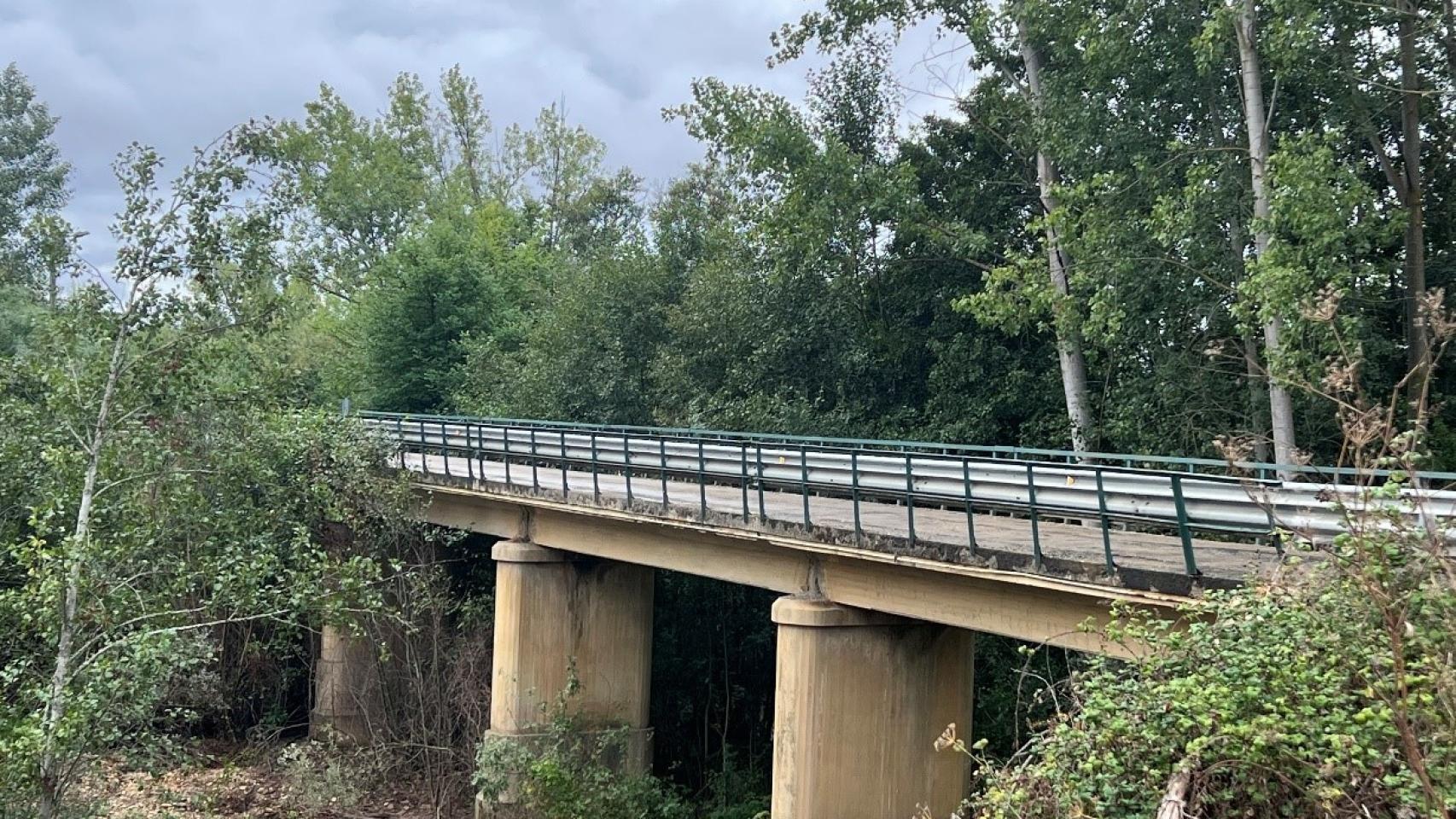 Uno de los puentes que se va a demoler