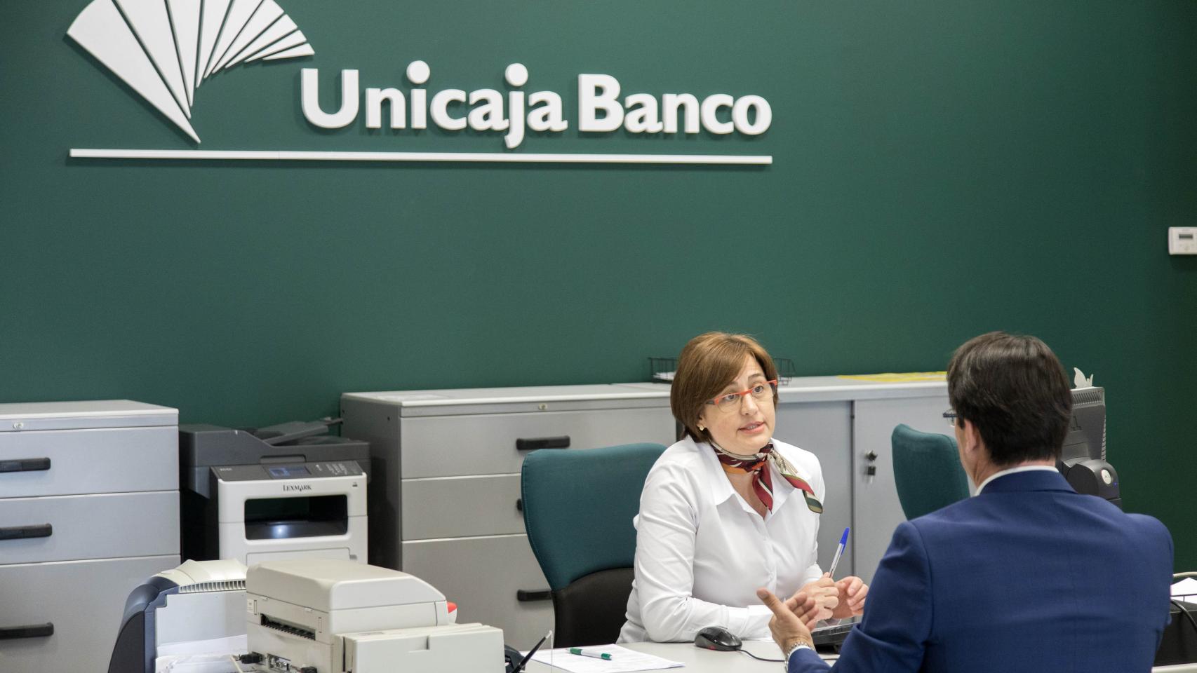La economía de Castilla y León podría crecer un 3% en 2022, según un informe de Unicaja