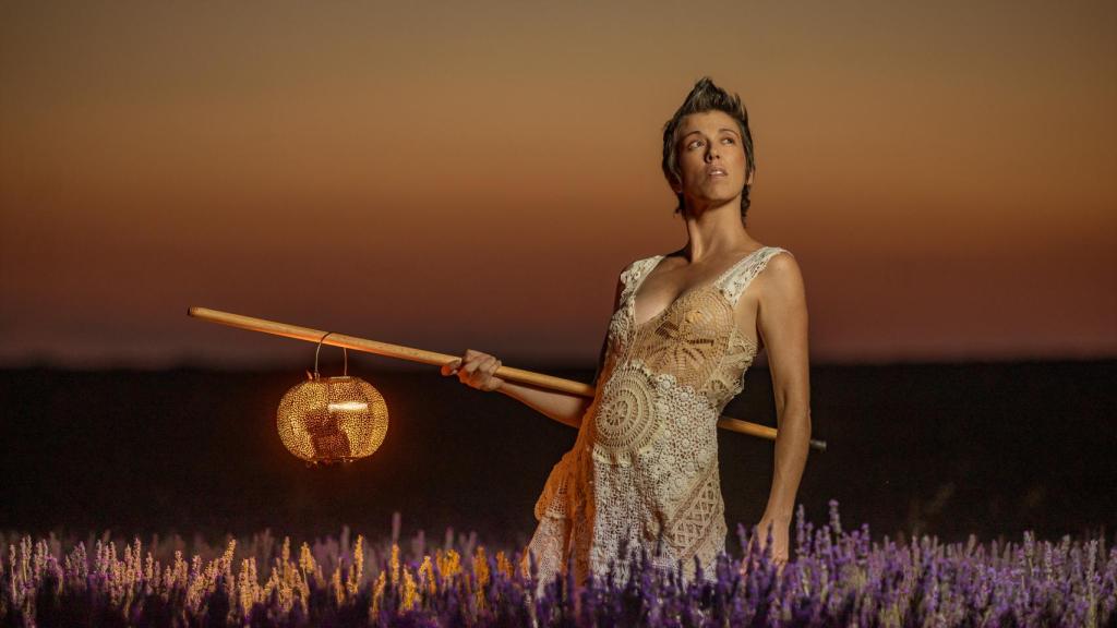 La artista ha publicado dos álbumes de estudio.