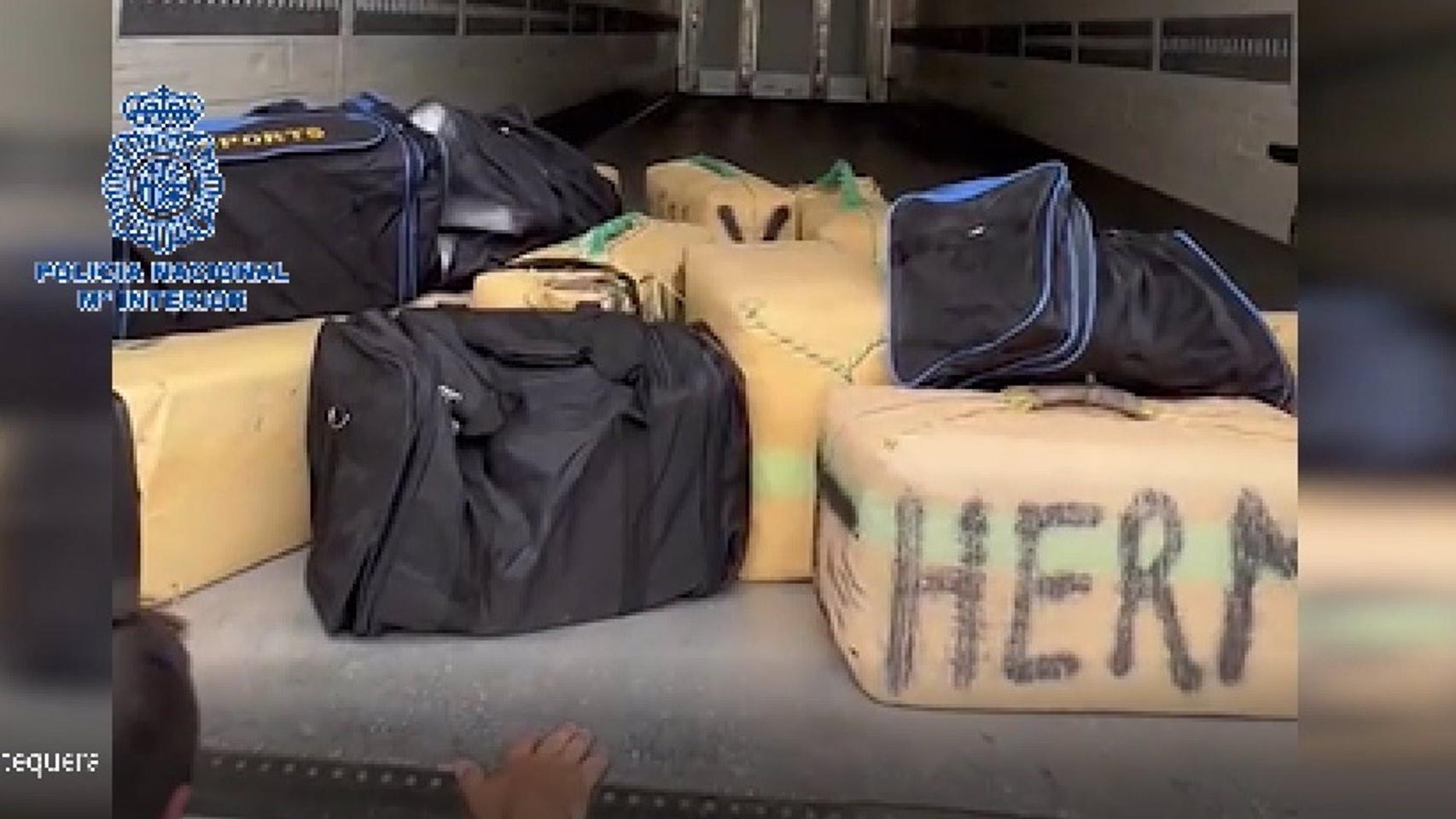 Material incautado por la Policía Nacional.