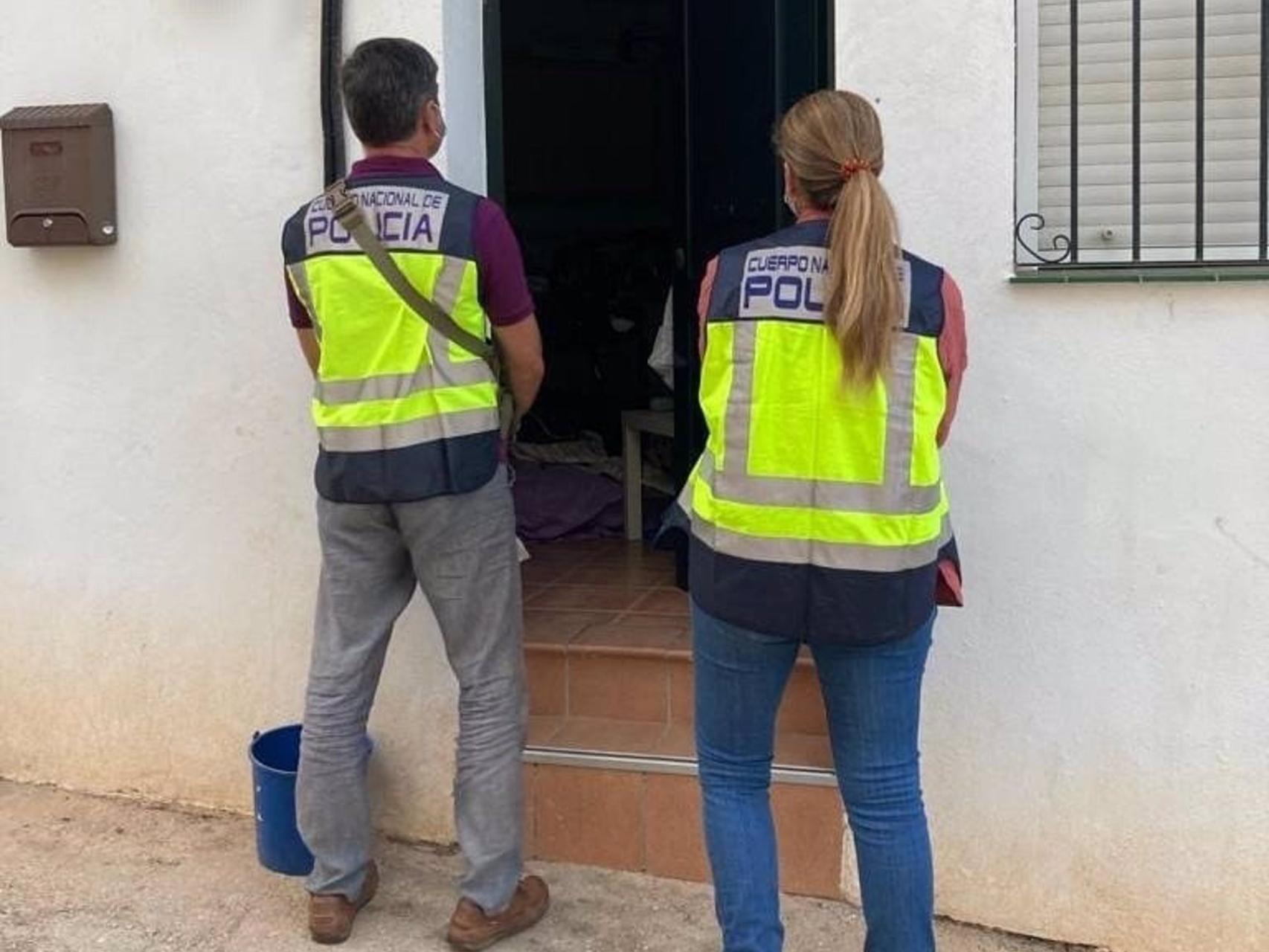 Agentes de la Unidad de Policía Nacional Adscrita a la Comunidad Autónoma de Andalucía.