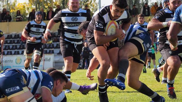 Lance del encuentro entre El Salvador y CR La Vila