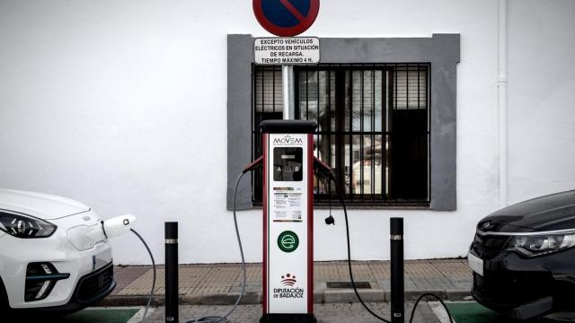 Punto de recarga coche eléctrico.