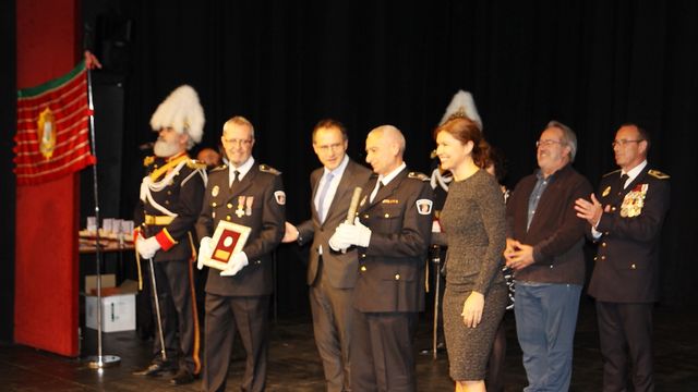 Alejandro Argüello, Lorenzo Vaquero y Luis Miguel Segurado reciben la medalla al mérito de la Policía Municipal