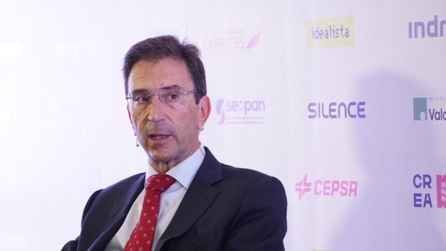 Miguel Borrás, director general de DHL Express España, durante su intervención en la primera jornada del III Simposio del Observatorio de la Movilidad y las Ciudades.