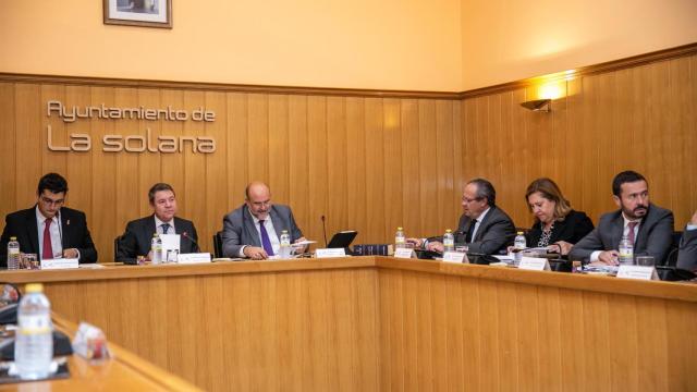 Luz verde a las deducciones por gasto de guardería o primera vivienda en Castilla-La Mancha