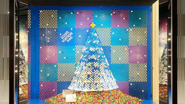 Uno de los escaparates de Louis Vuitton.