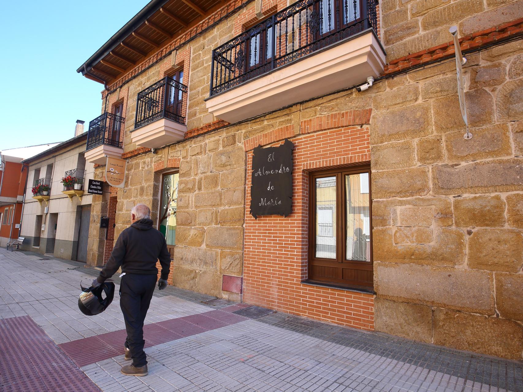 Una casa rural en la localidad de Columbrianos