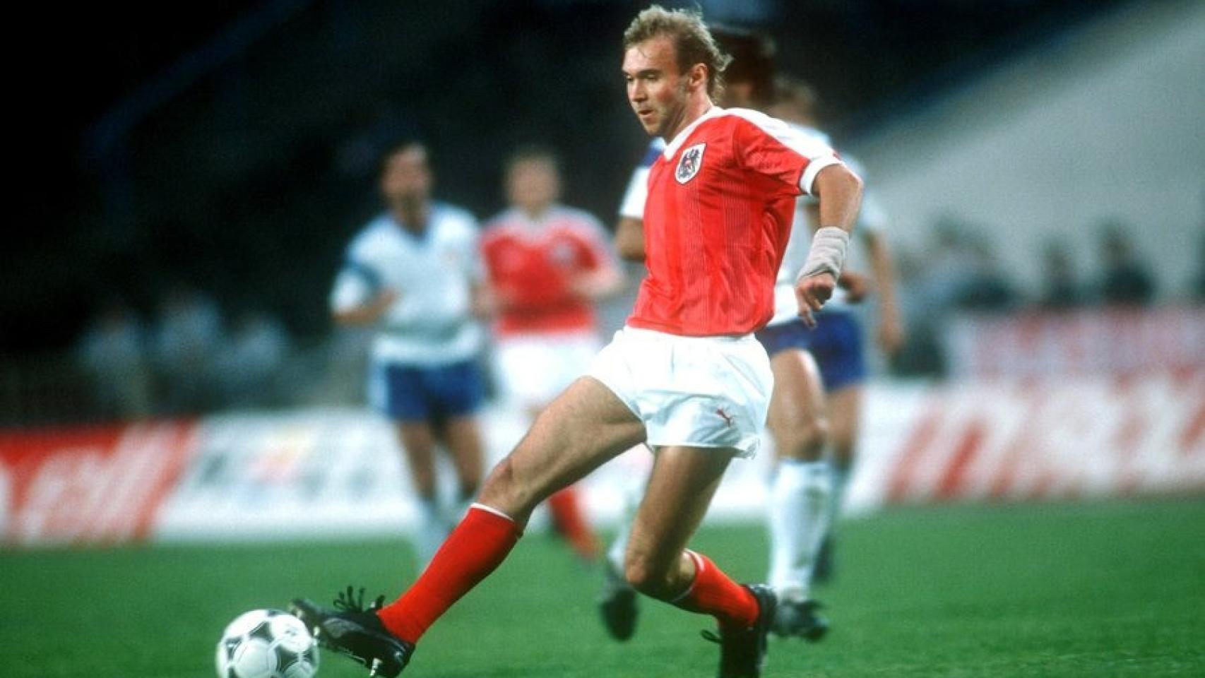 Gerhard Rodax, durante su etapa en el Rapid de Viena.