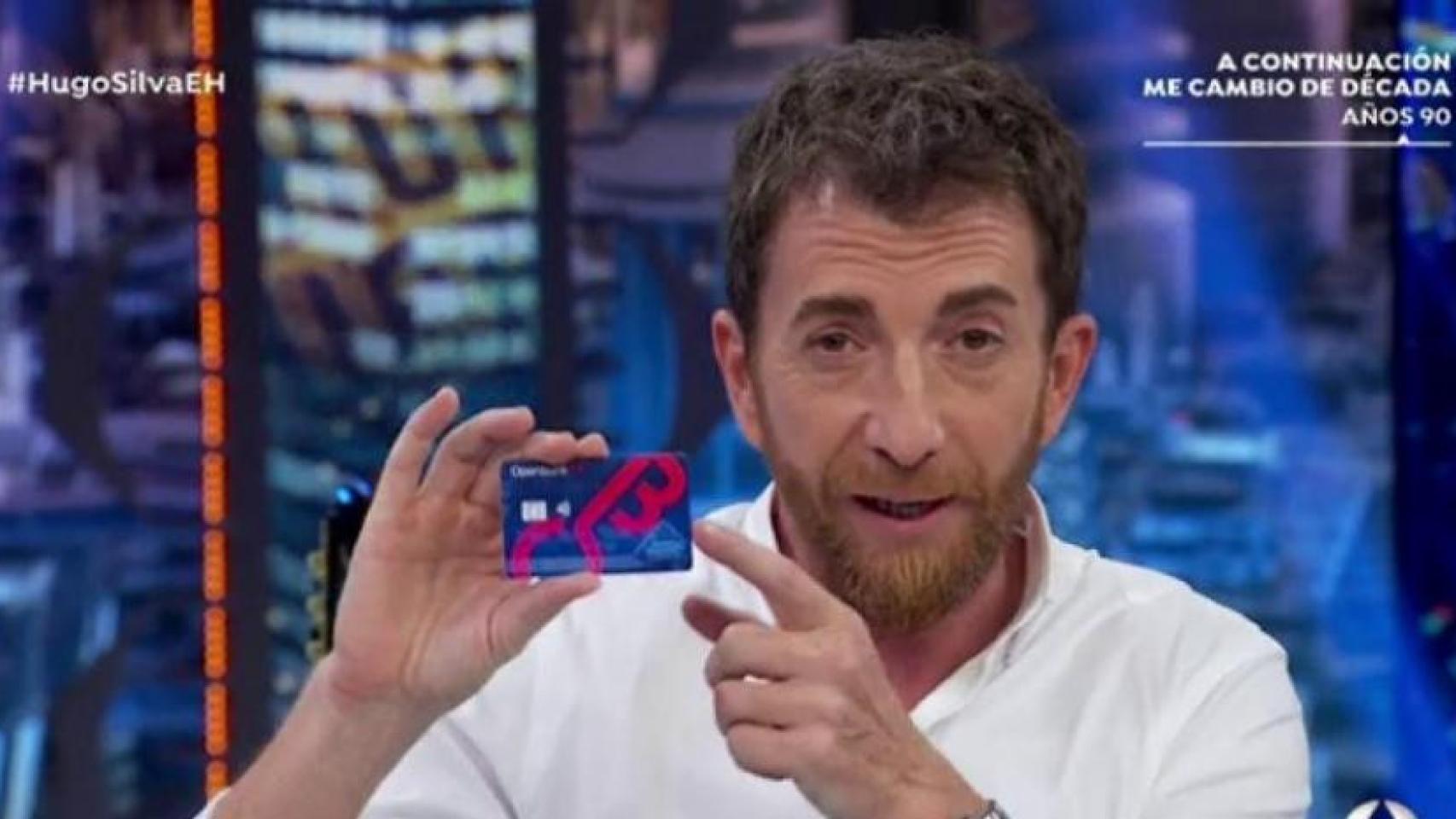 Pablo Motos explicando el concurso en una edición de 'El Hormiguero'.