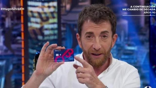 Pablo Motos explicando el concurso en una edición de 'El Hormiguero'.