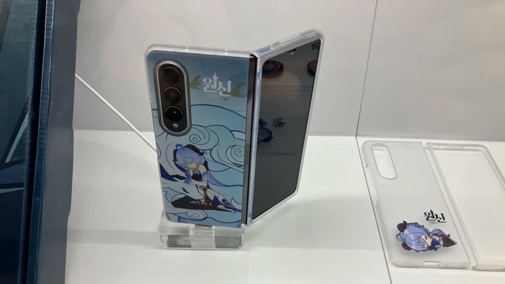 Galaxy Z Fold 4 edición especial de Genshin Impact