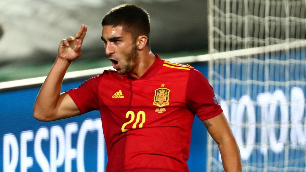 Ferran Torres, con España.