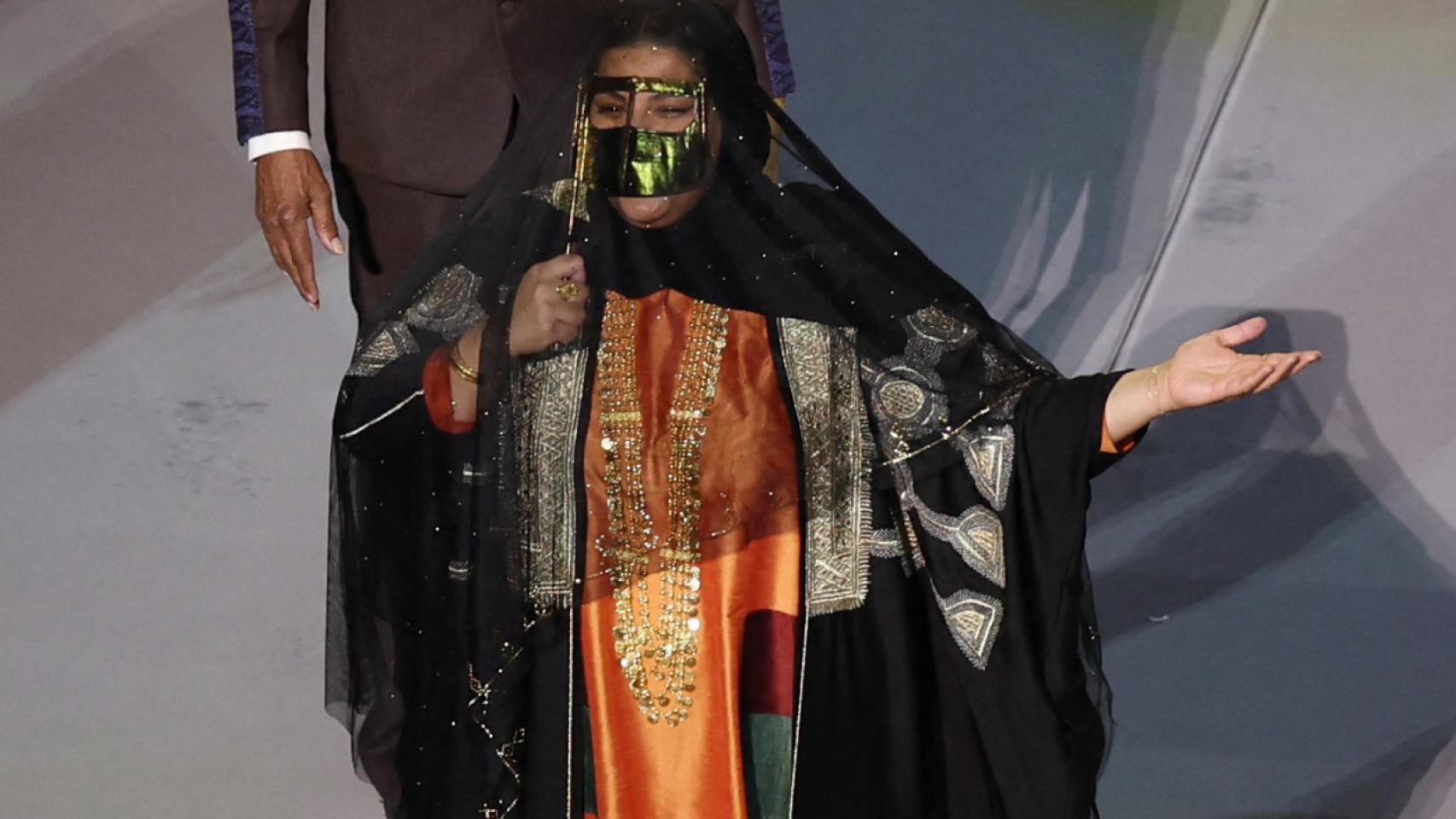 La cantante Dana al-Fardan, en la ceremonia de inauguración del Mundial de Qatar 2022