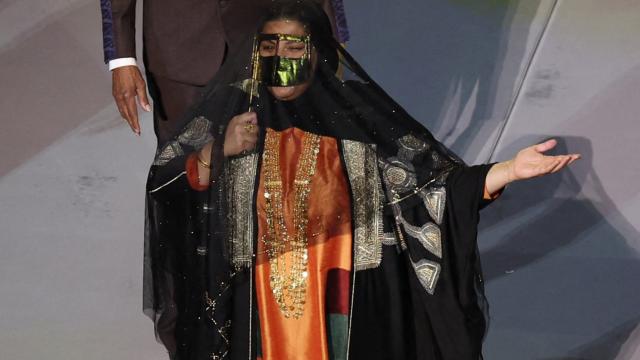 La cantante Dana al-Fardan, en la ceremonia de inauguración del Mundial de Qatar 2022