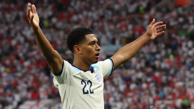 Jude Bellingham adelanta a Inglaterra frente a Irán en el Mundial de Qatar 2022