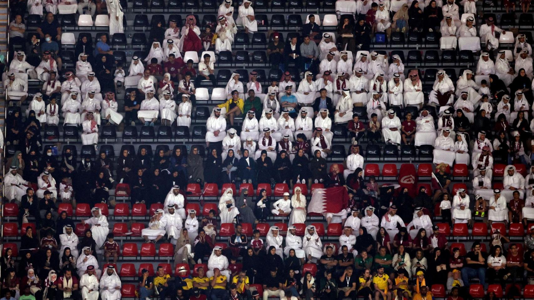 Imagen de uno de los estadios semivacío.