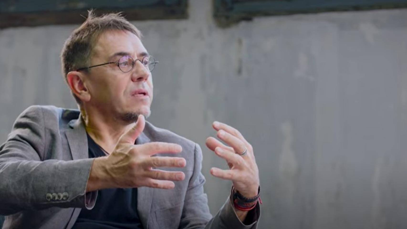 El cofundador de Podemos, Juan Carlos Monedero, en el programa 'La fábrica' de Gabriel Rufián.