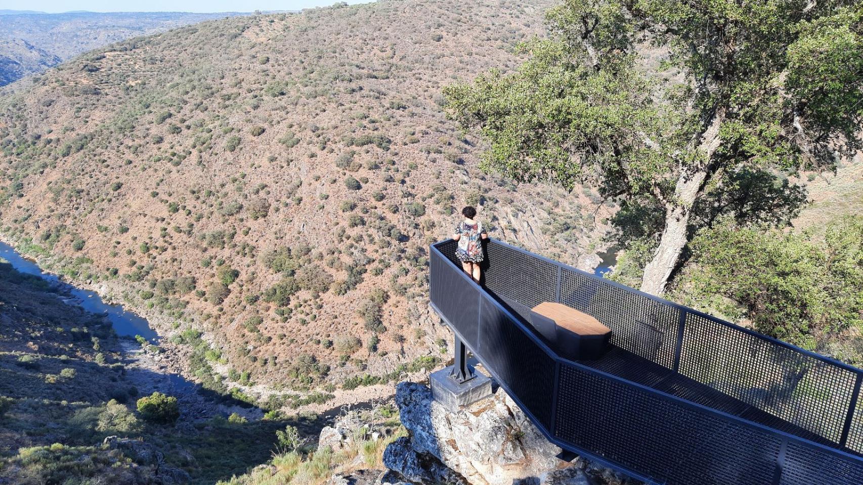 El Mirador da Faia ofrece las mejores vistas del valle del río Côa