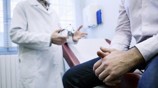 Cómo identificar y prevenir los riesgos de los agentes cancerígenos en el entorno laboral