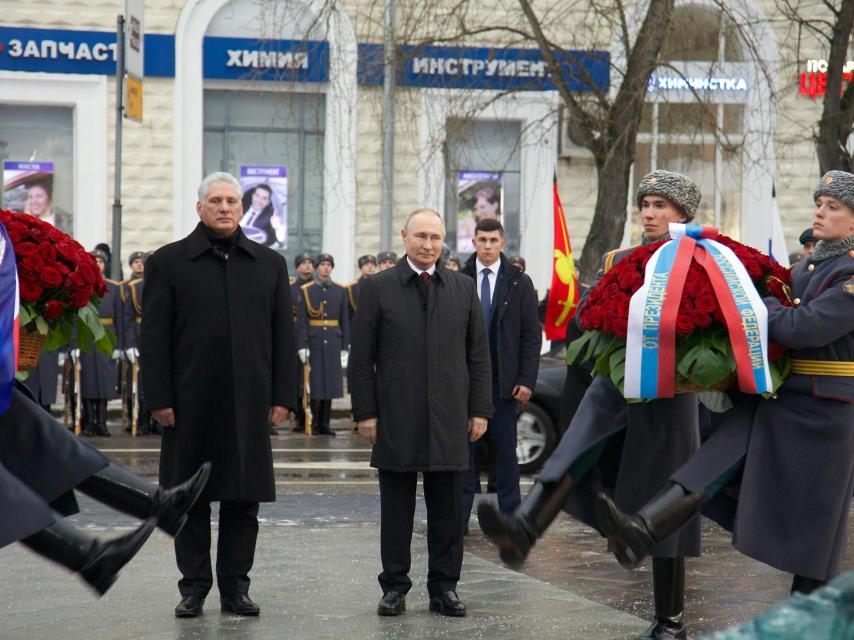 El presidente de Cuba, Miguel Díaz-Canel, y el presidente ruso, Vladímir Putin.