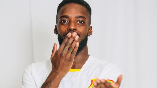 Iñaki Williams con la camiseta de Ghana