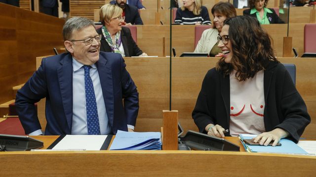 El presidente Ximo Puig y la vicepresidenta Aitana Mas, en la sesión de control de este viernes.