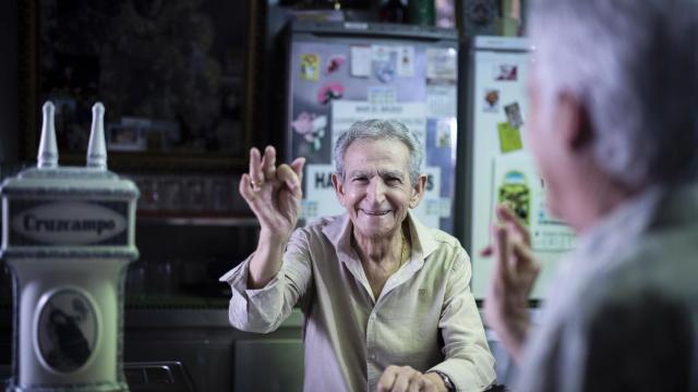 Pepe, dueño del bar Pepe 'El Mudo'.