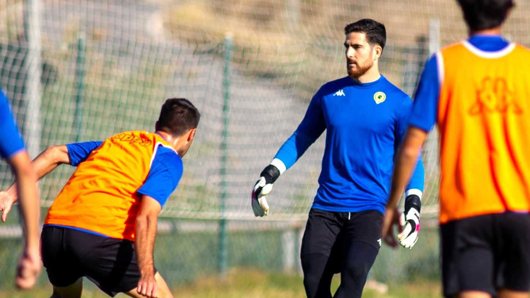 Los jugadores del Hércules durante el entrenamiento de este viernes.