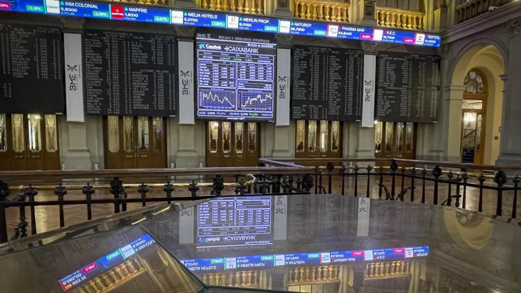 Interior del Palacio de la Bolsa de Madrid.