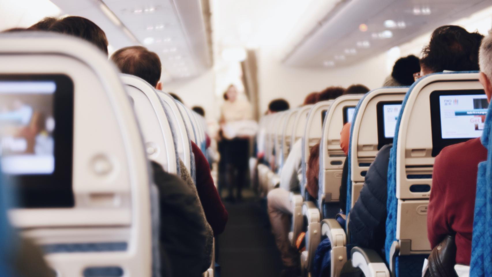 Interior de un avión