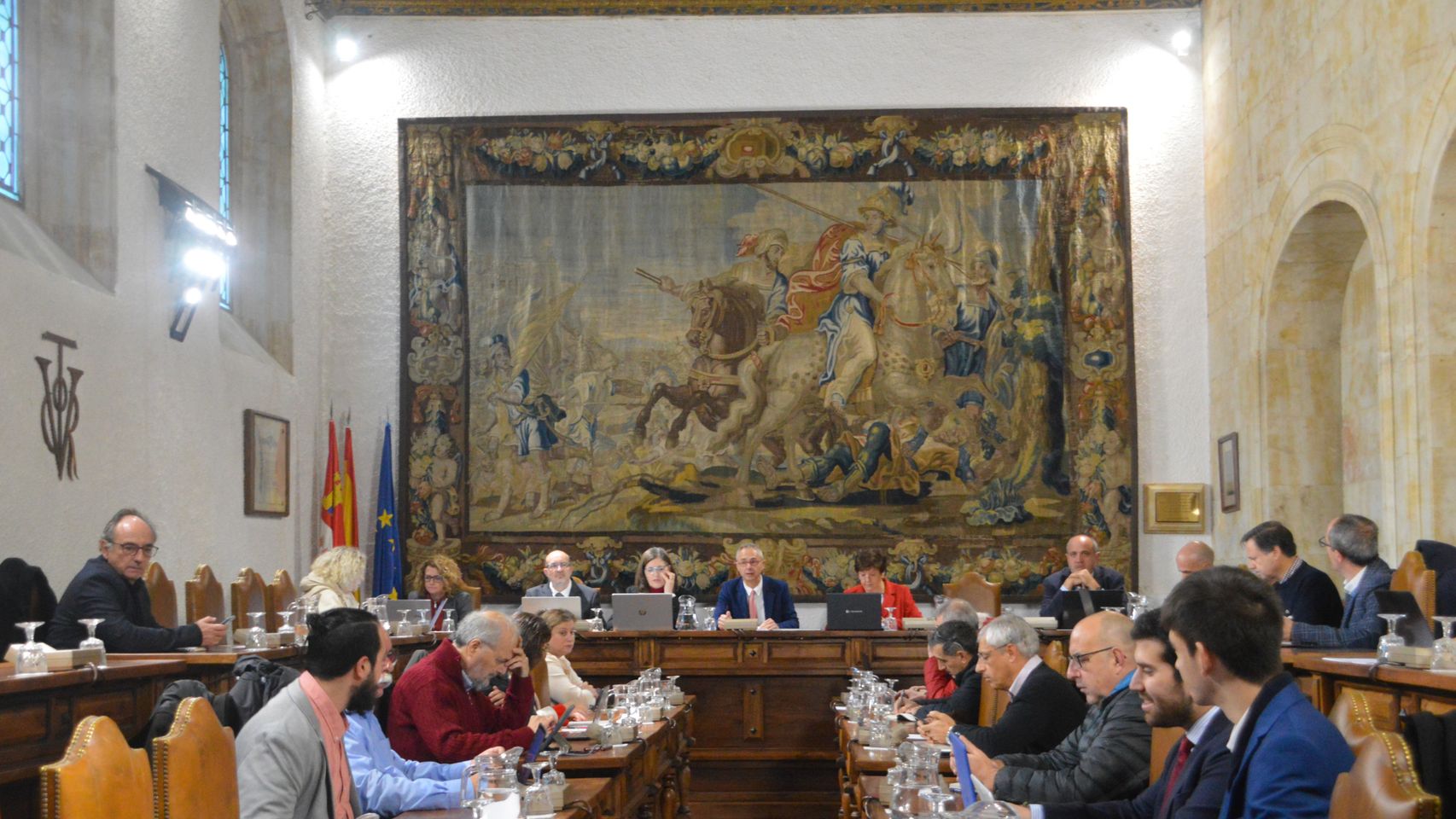Consejo de Gobierno de la Universidad de Salamanca correspondiente al mes de noviembre