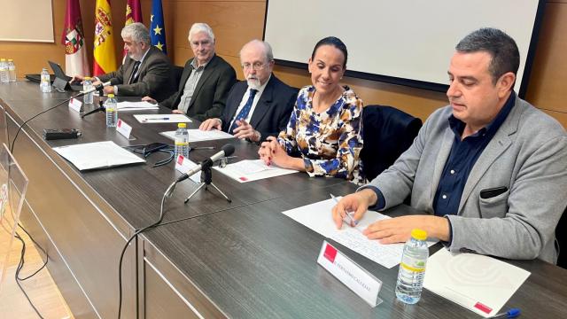 La Academia de Ciencias Sociales y Humanidades recibe en la UCLM al presidente del Real Instituto Elcano
