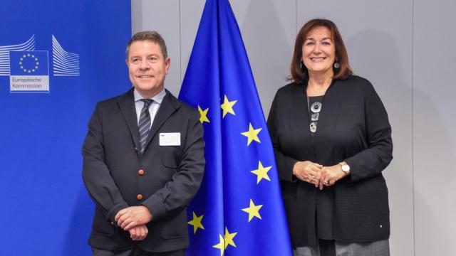 Emiliano García-Page junto a Dubravka Šuica. Foto: JCCM.