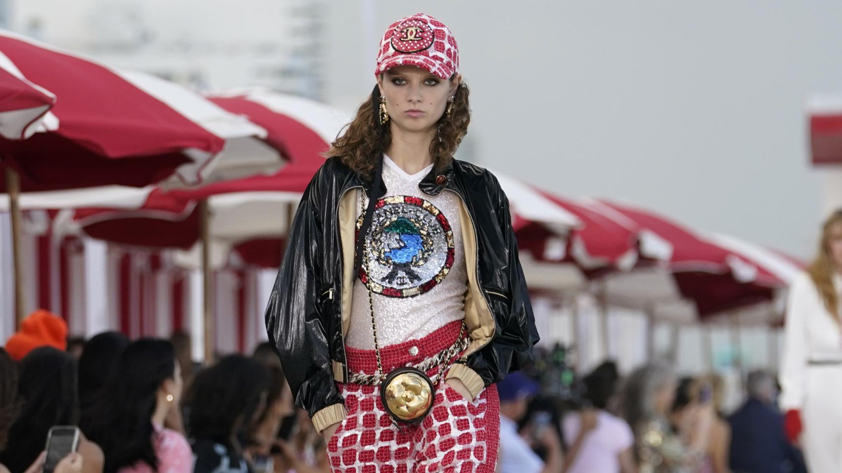 Bolsos metalizados: 10 modelos con los que triunfarás en Nochevieja