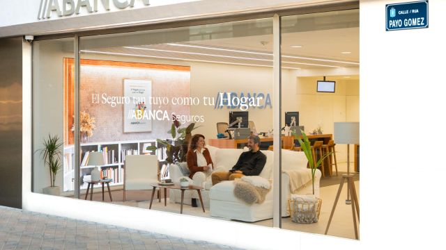 ABANCA transforma sus oficinas en hogares para presentar su nuevo seguro