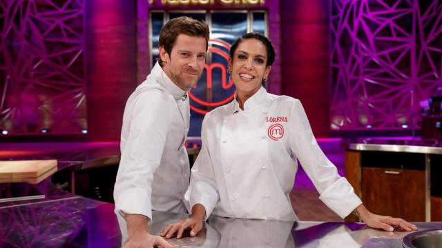 Galicia en la final de MasterChef Celebrity: Manu Baqueiro sorprende con su postre ‘Malpica’