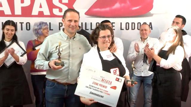 Cristina Mellado recogiendo el premio. Foto: Europa Press.