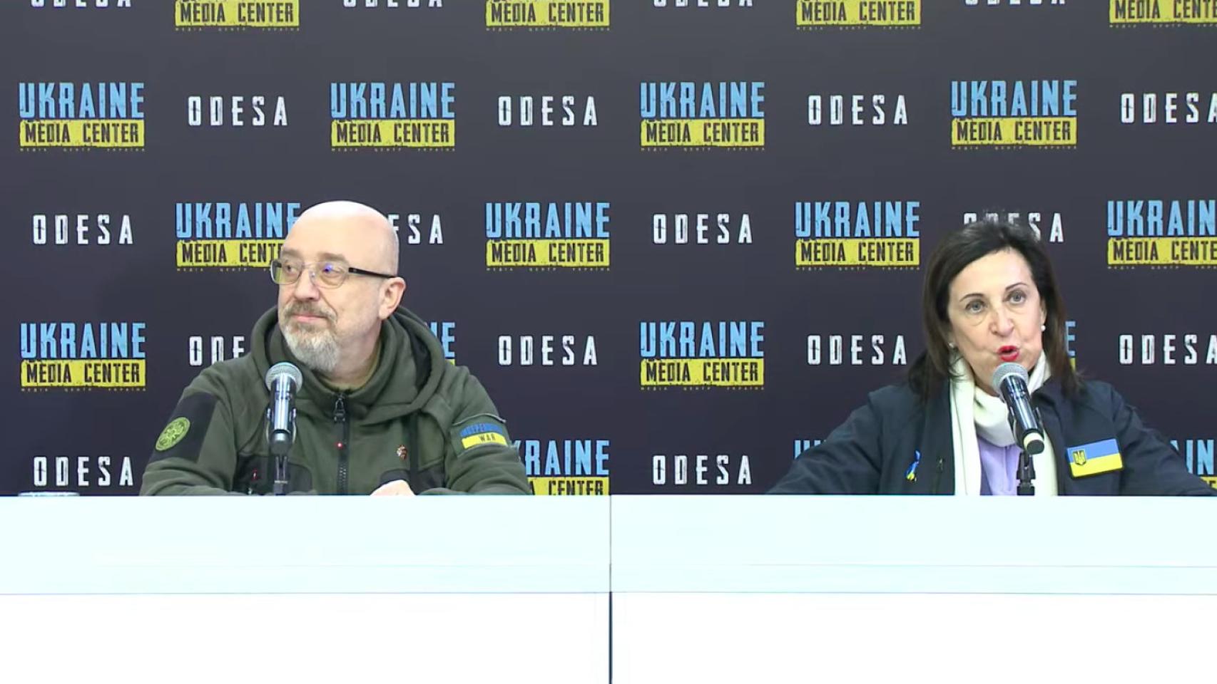 La ministra de Defensa, en su visita a Odessa este jueves.