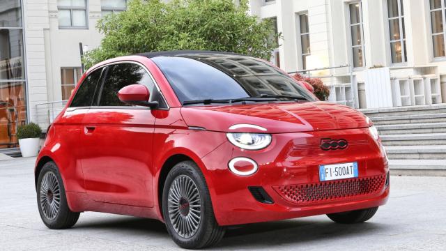 Fiat 500 eléctrico.