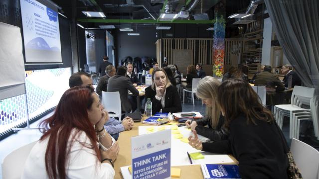 Responsables de las principales empresas de automoción de Castilla y León se reúnen para analizar cómo impulsar el sector