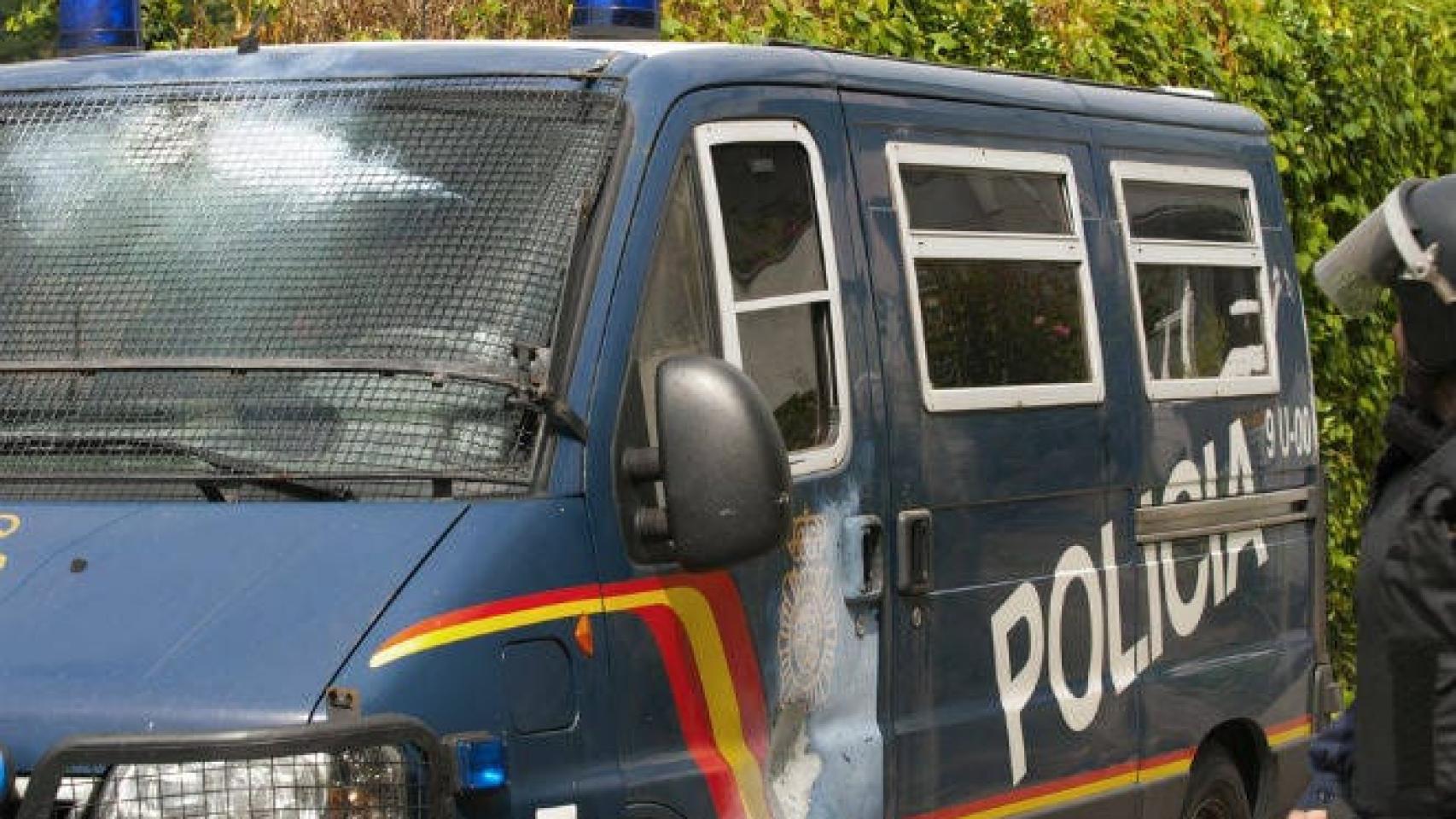 Imagen de un furgón de la Policía Nacional.