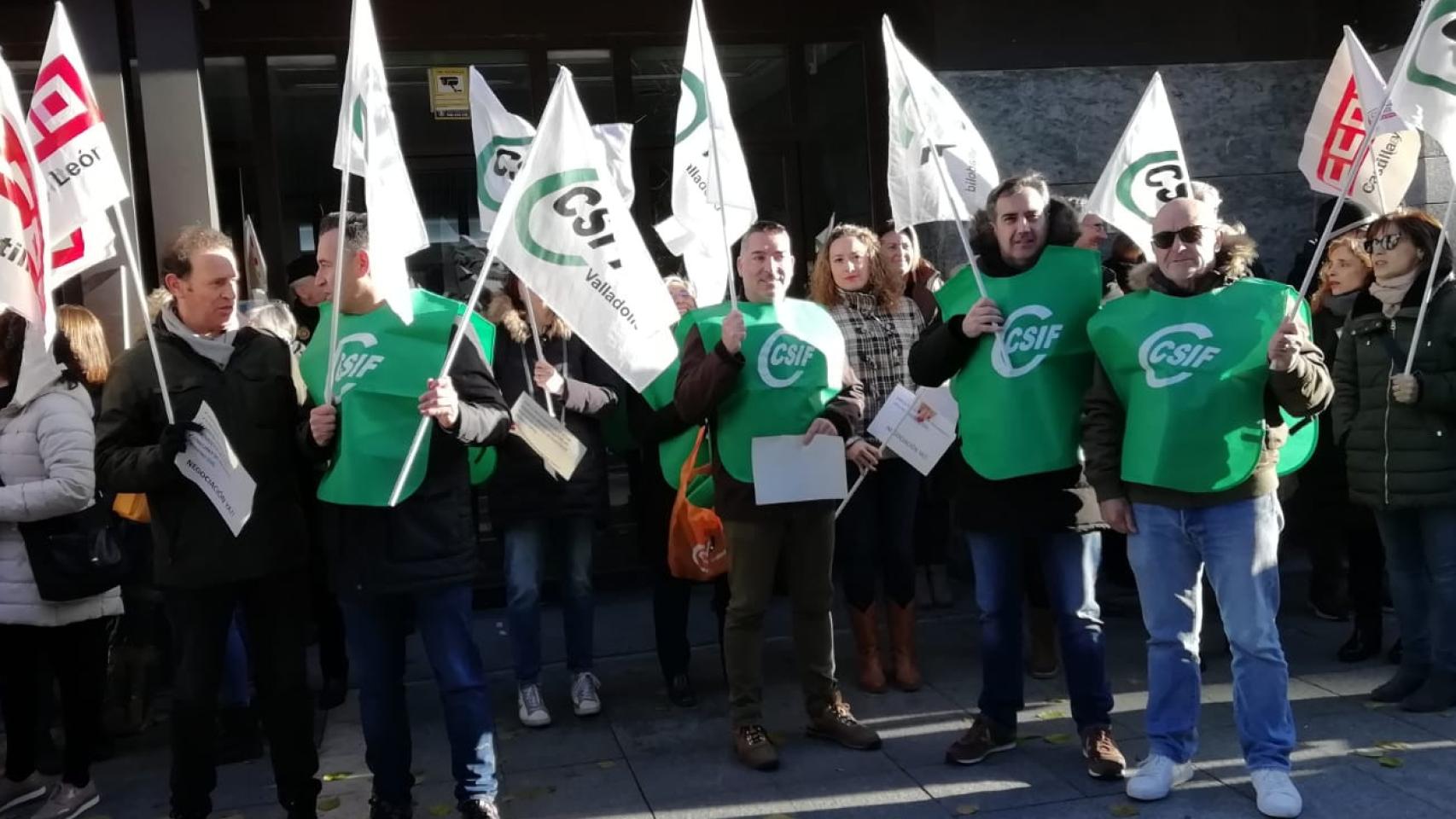 Trabajadores del Ministerio de Justicia ante los juzgados