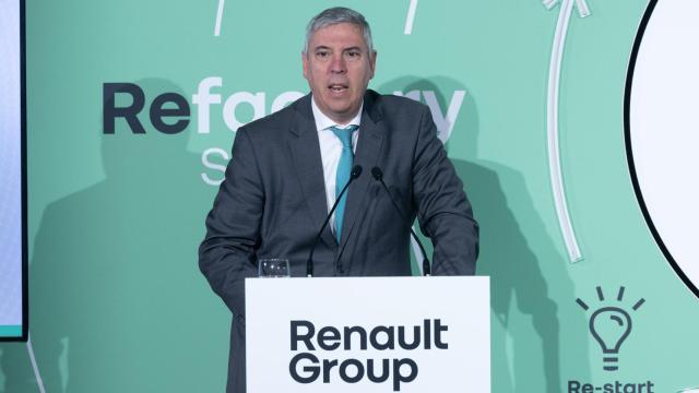 José Vicente de los Mozos en la Refactory, una fábrica de Sevilla de reacondicioamiento de vehículos.