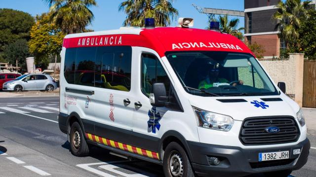 Un ambulancia del GVA.