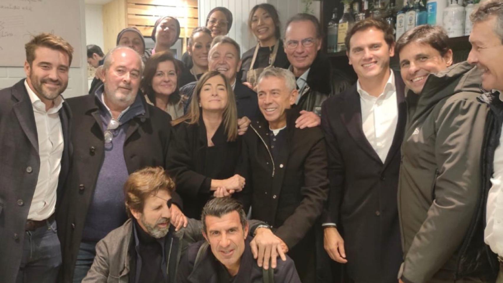 'El Turronero' junto a Albert Rivera, Bertín Osborne, Luis Figo y Fran Rivera, entre otras personalidades.