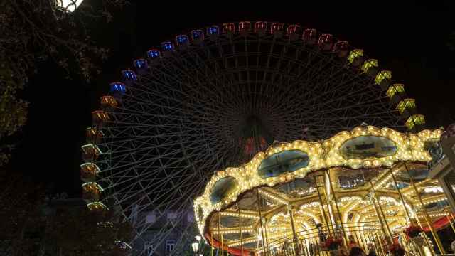 El tío vivo y la noria de la Alameda en la Navidad de 2022.