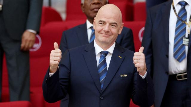 Infantino haciendo un gesto de afirmación.
